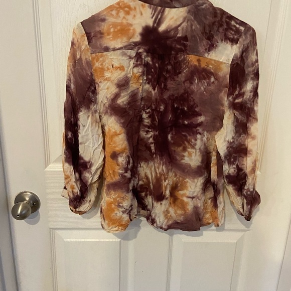 love 21 Small Tye dye button up shirt Blouse adjustable Sleeve purple orange - Picture 7 of 7